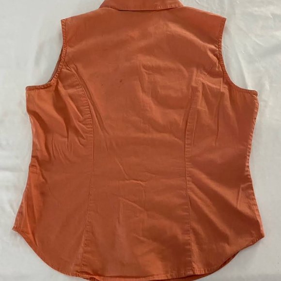 DCC button-up sleeveless shirt - Picture 3 of 3